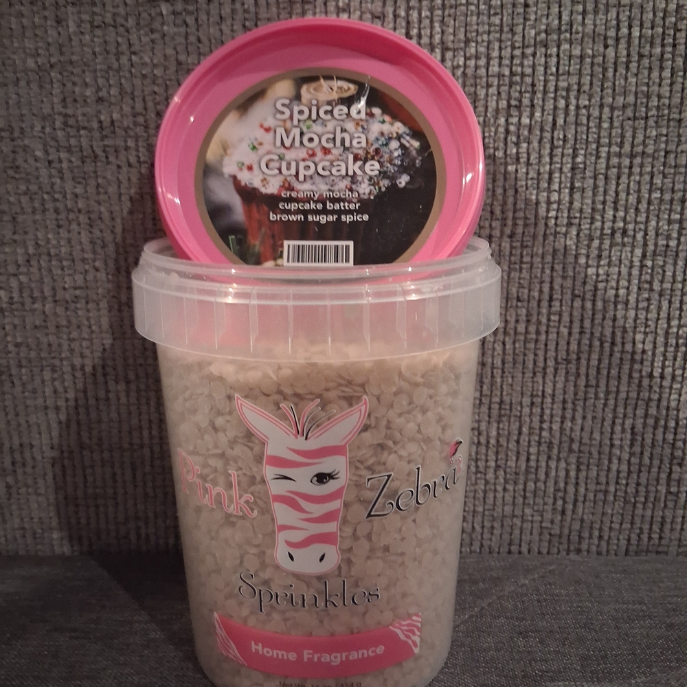 Pink Zebra Spiced Mocha Cupcake Fragrance Sprinkles